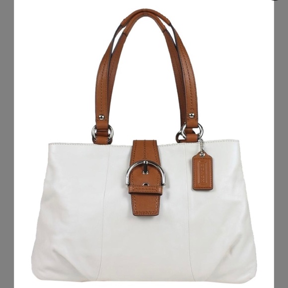 Coach Handbags - Coach Signature Soho leather Carryall Handbag